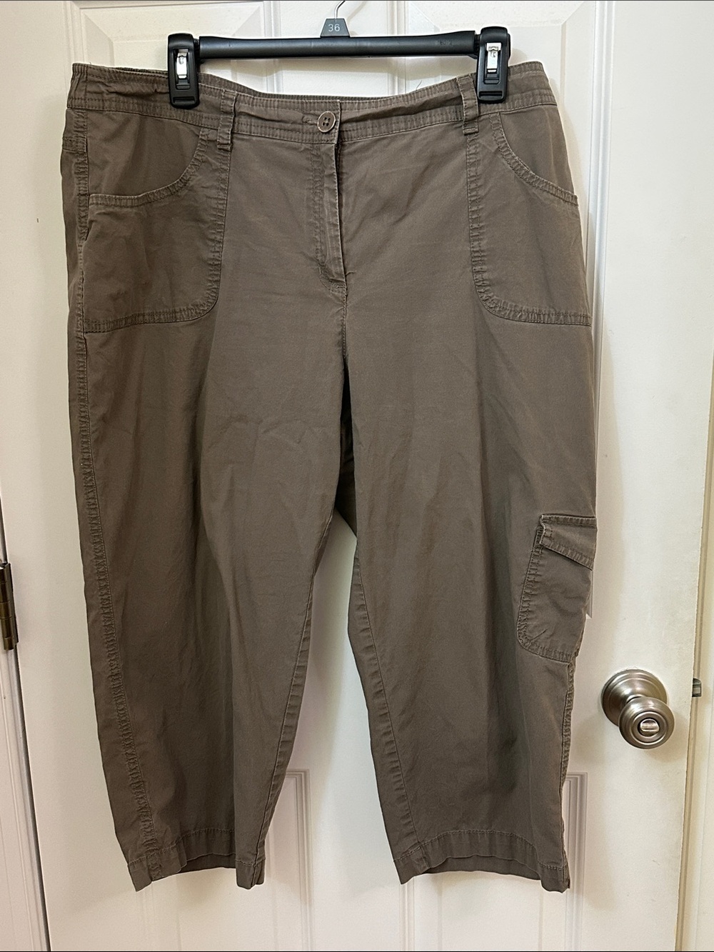 Chico's Olive Cargo Capris